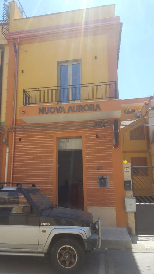 Nuova Aurora Rent Rooms Роккалумера Екстер'єр фото