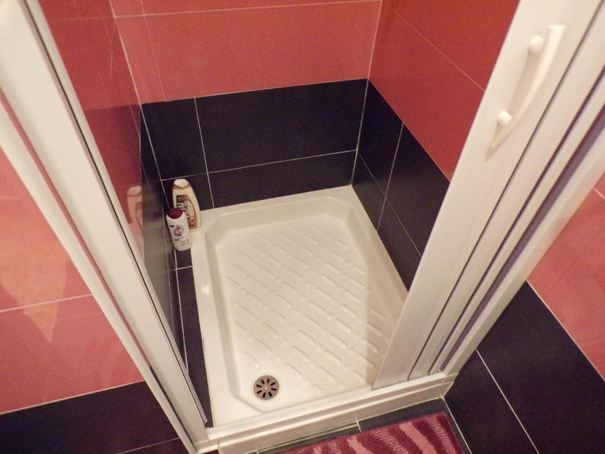 Nuova Aurora Rent Rooms Роккалумера Екстер'єр фото
